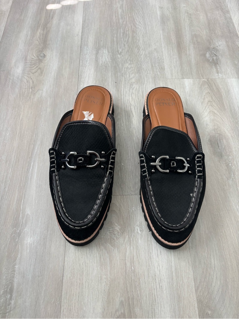 Donald J. Pliner Elta Mules size 11